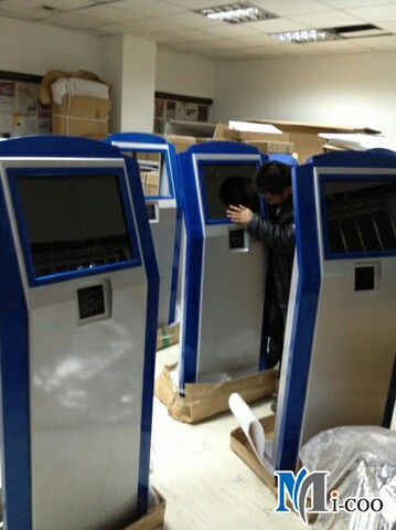 我公司成功交付連云港東?？h公安局觸摸查詢機(jī)19套